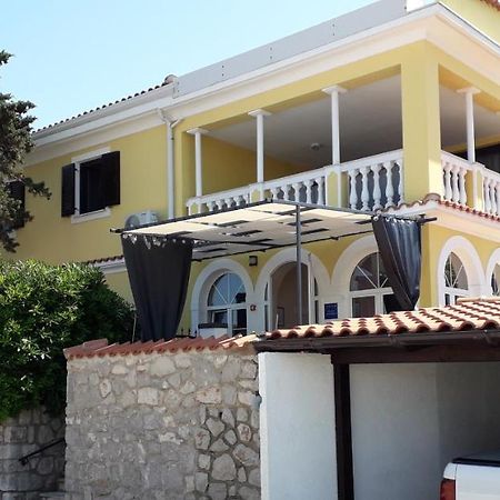 Vivi Studio Apartments مالي لوشينغْ المظهر الخارجي الصورة