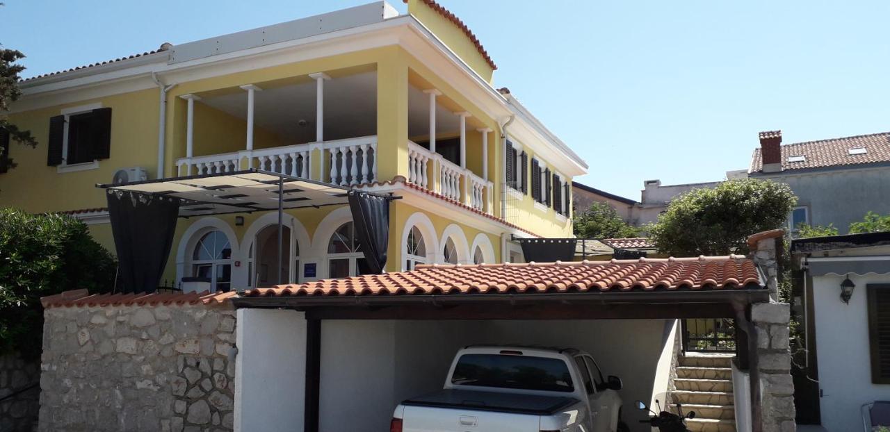 Vivi Studio Apartments مالي لوشينغْ المظهر الخارجي الصورة