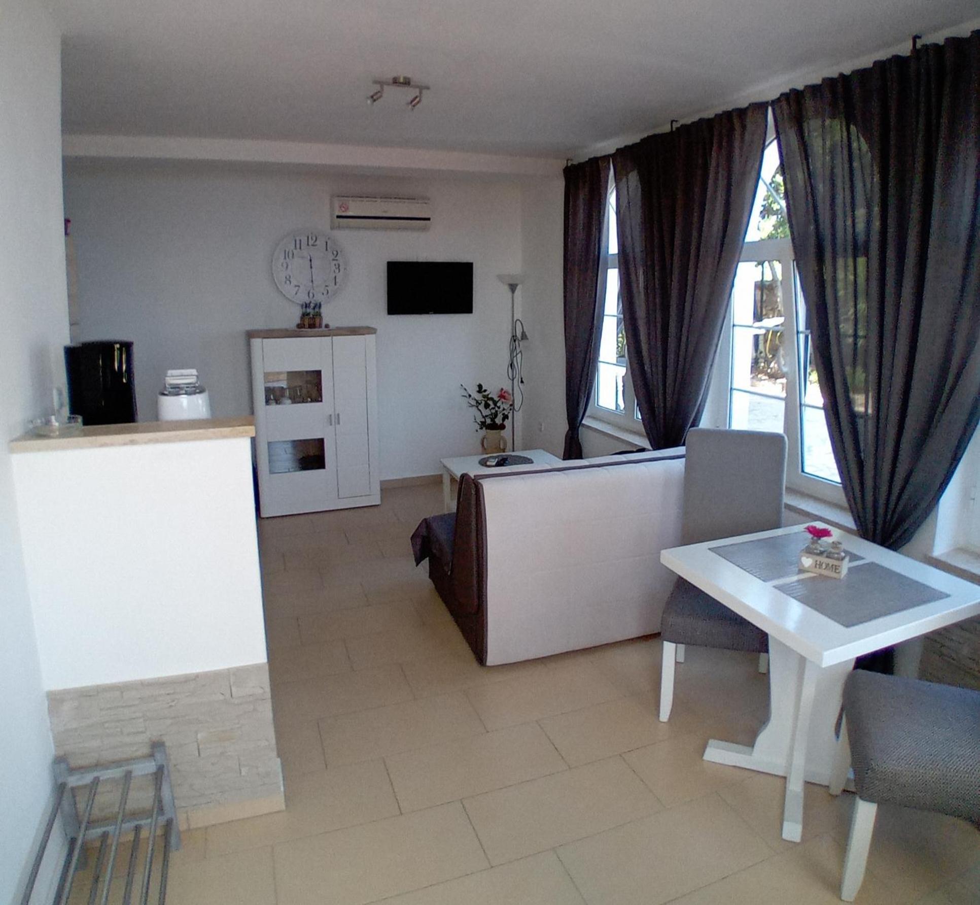 Vivi Studio Apartments مالي لوشينغْ المظهر الخارجي الصورة